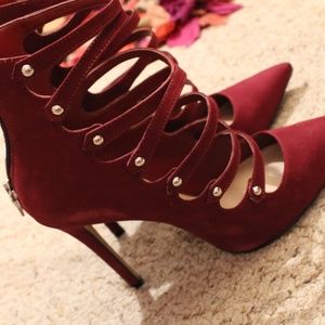 Strappy Caged Aldo Heel